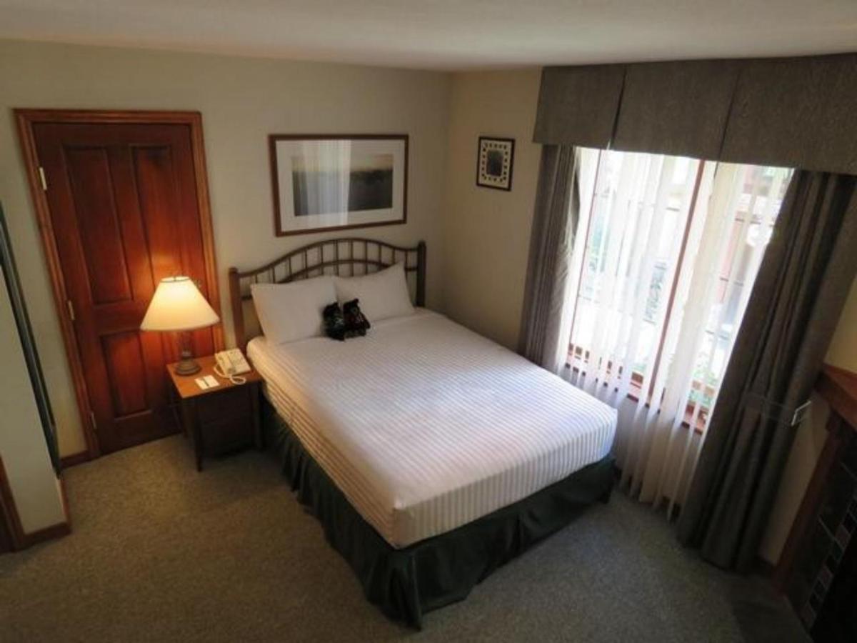 Hearthstone Lodge And Hotel By Bear Country ซันพีคส์ ภายนอก รูปภาพ